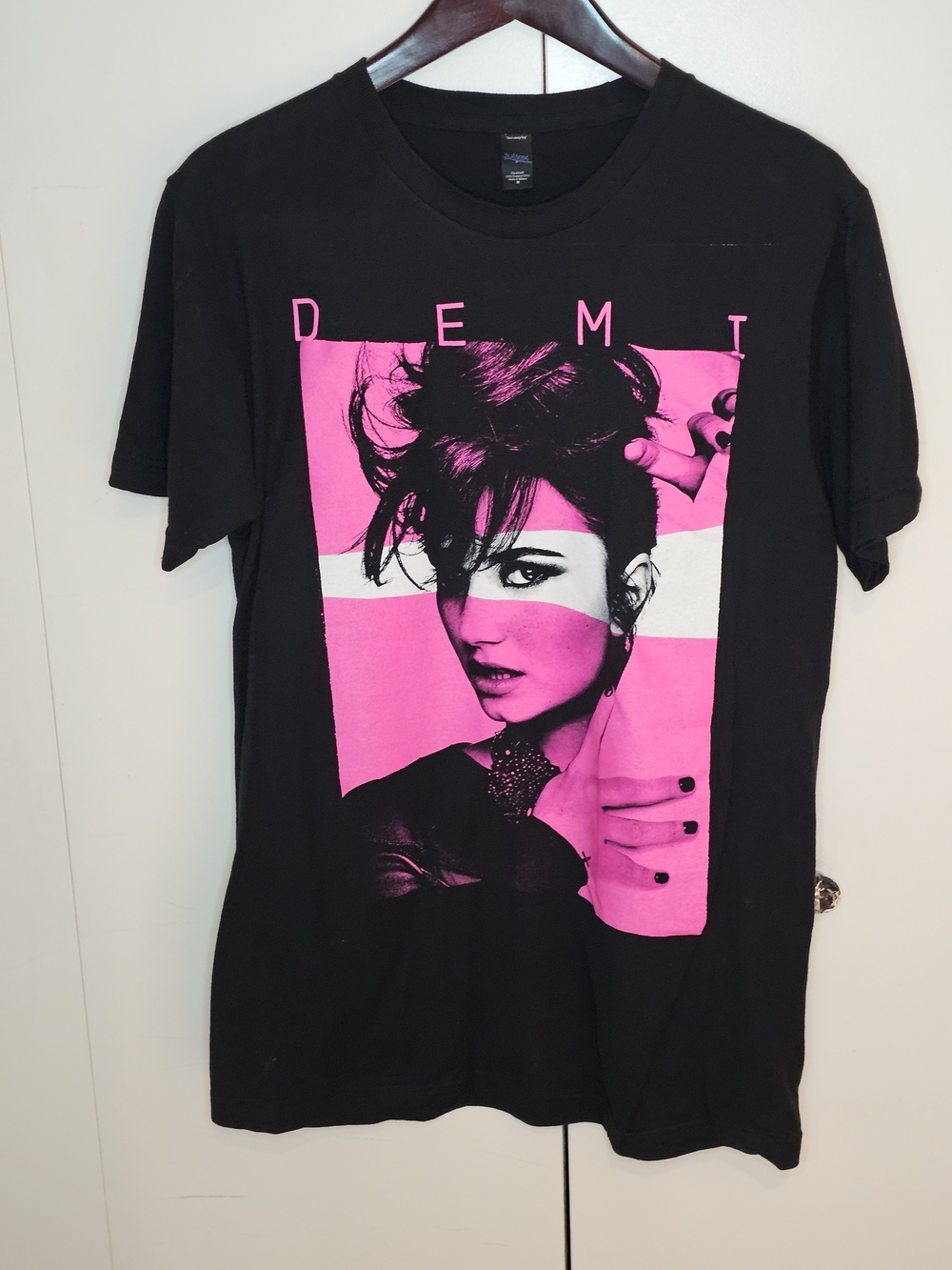 Demi Lovato The Neon Lights Tour 2014 Black Graphic Tee - Medium